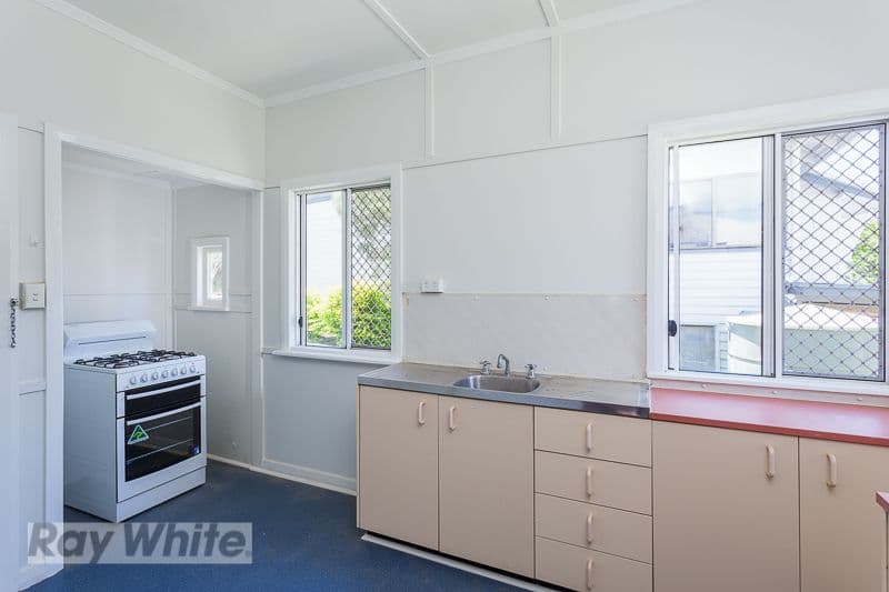 12 Goolara Street, Cannon Hill QLD 4170, Cannon Hill - Thumbnail 4