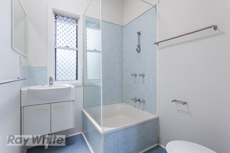 12 Goolara Street, Cannon Hill QLD 4170, Cannon Hill - Thumbnail 7