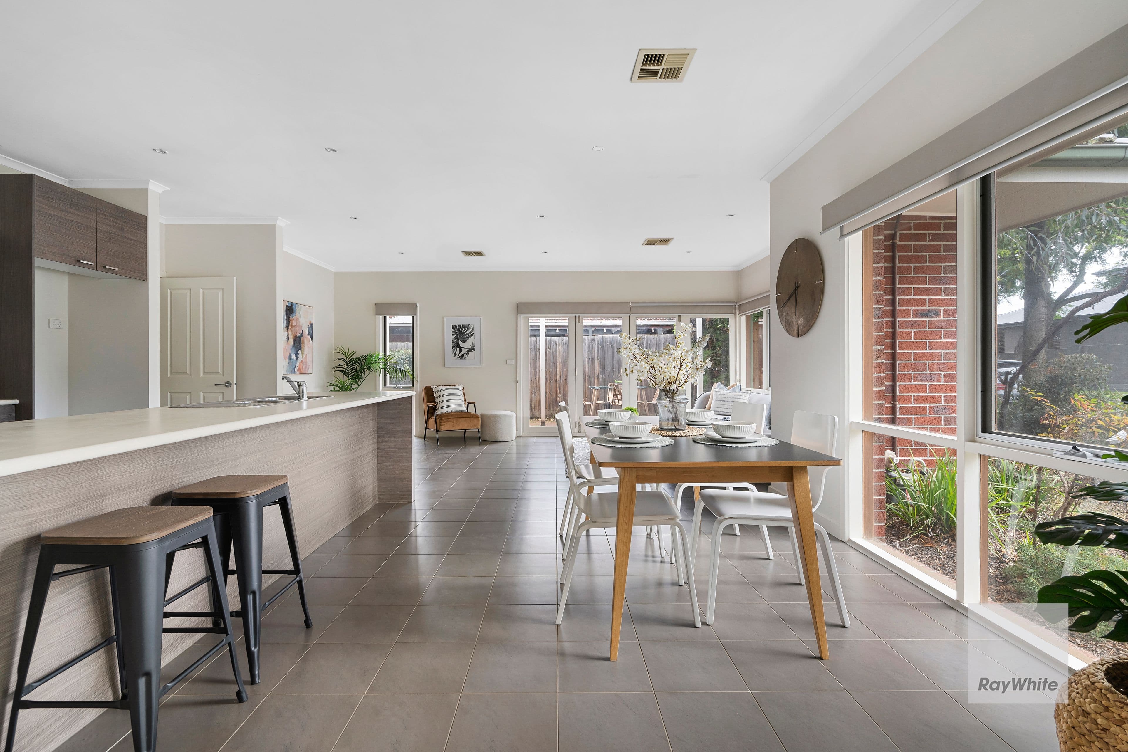 17 Mundy Street, Watsonia VIC 3087, Watsonia - Thumbnail 3