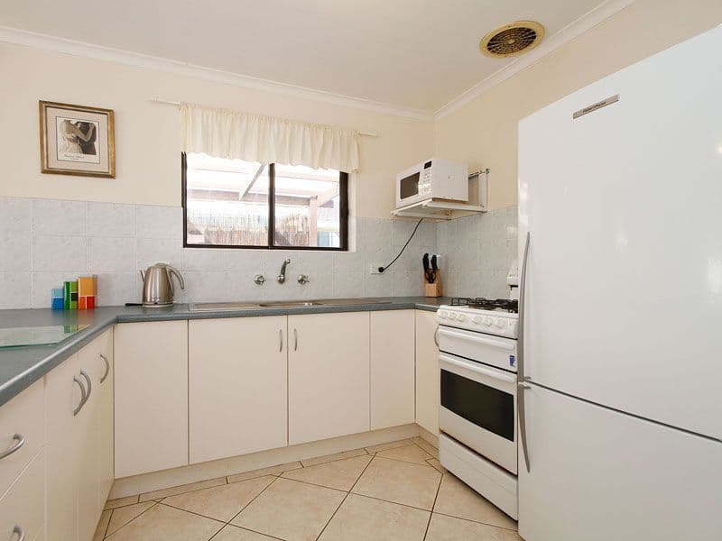2 Acacia Road, MORPHETT VALE SA 5162, Morphett Vale - Thumbnail 7