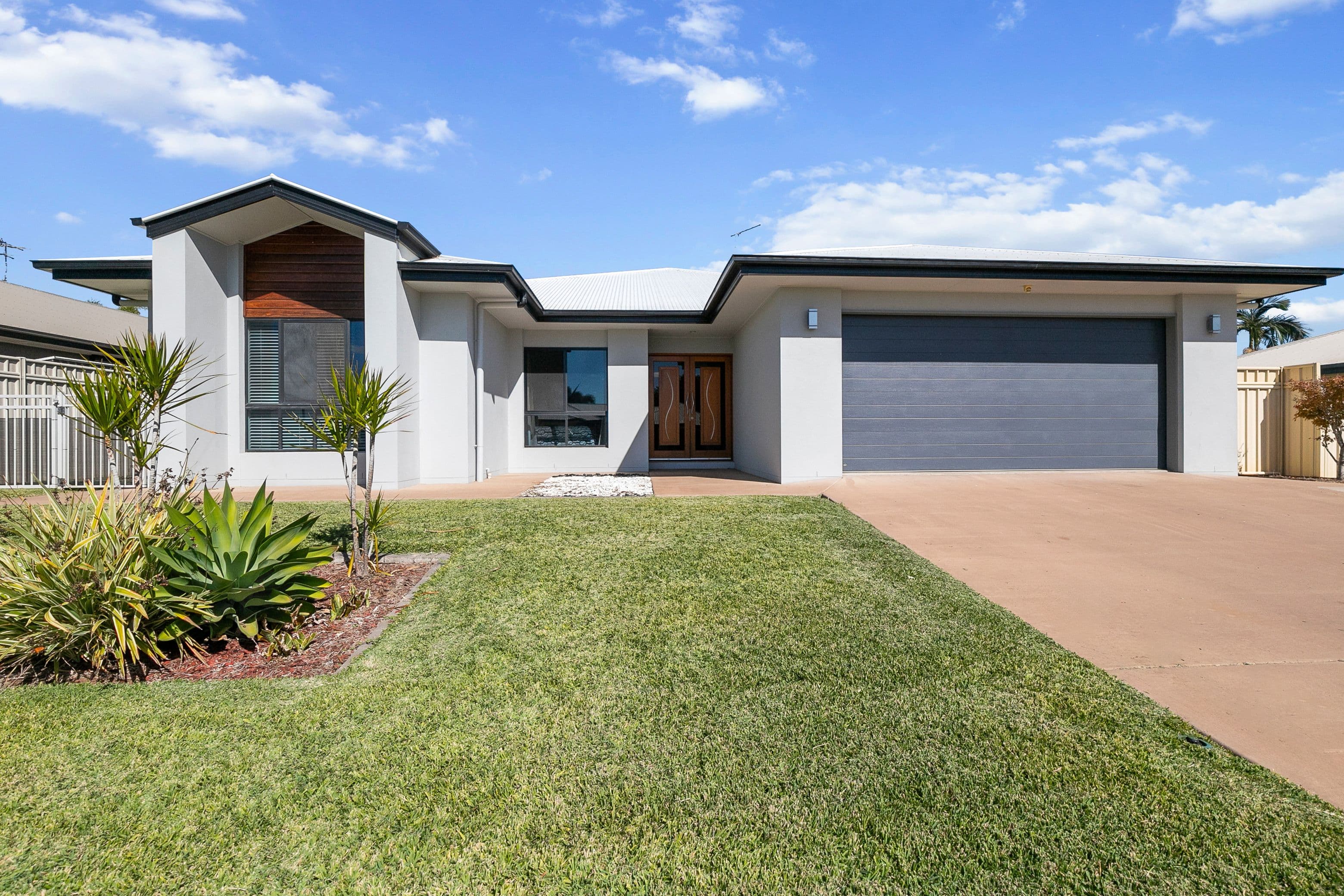 18 Saville Street, Emerald QLD 4720, Emerald - Image 1