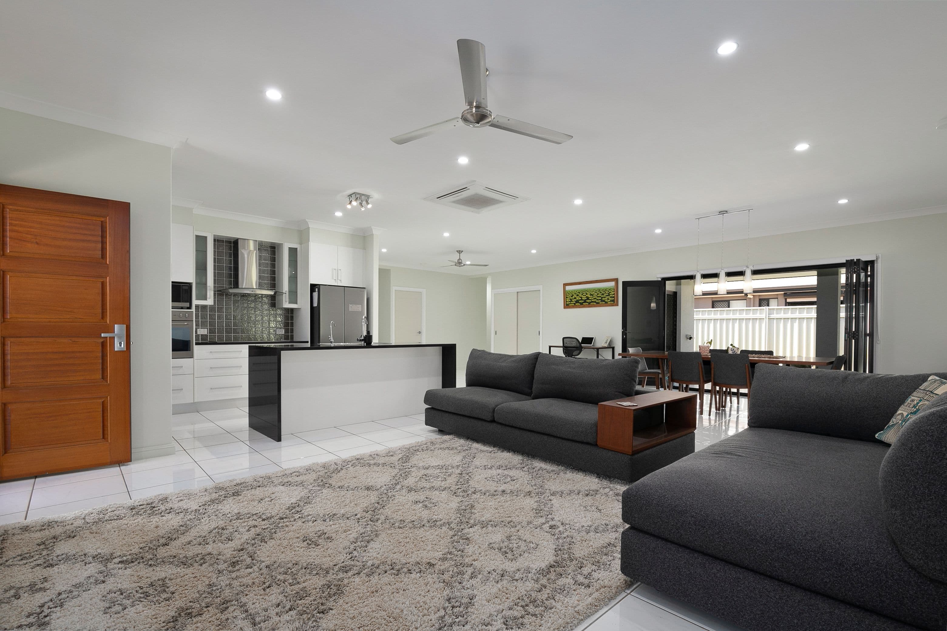 18 Saville Street, Emerald QLD 4720, Emerald - Thumbnail 2