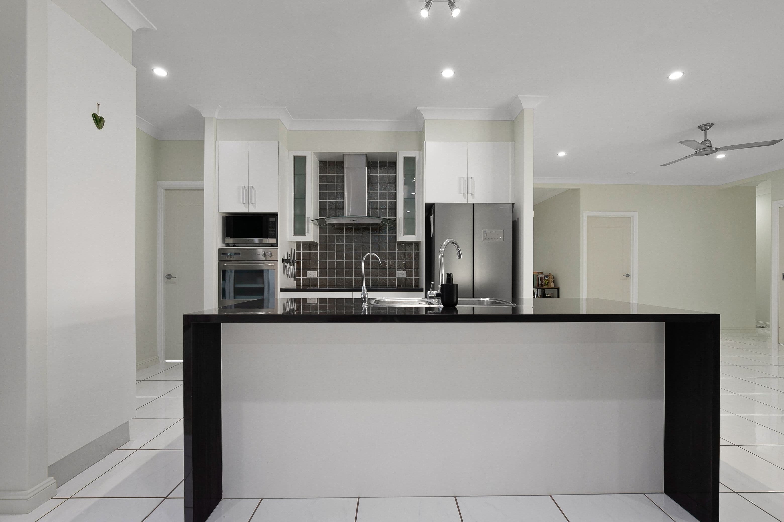 18 Saville Street, Emerald QLD 4720, Emerald - Thumbnail 7