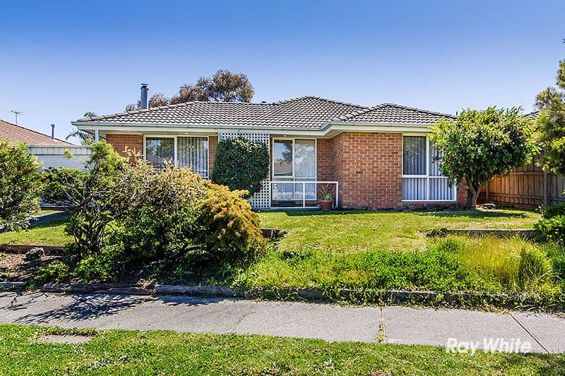 3 Godwin Crescent, Cranbourne North VIC 3977, Cranbourne North - Thumbnail 3