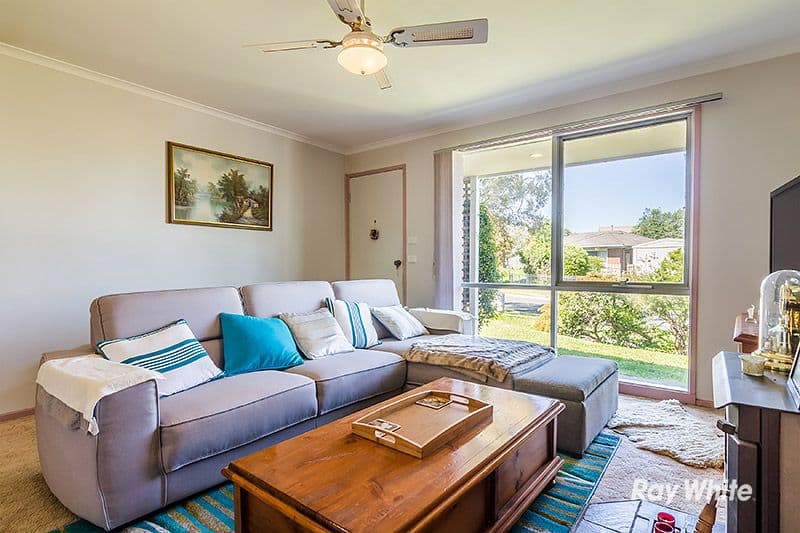 3 Godwin Crescent, Cranbourne North VIC 3977, Cranbourne North - Thumbnail 7