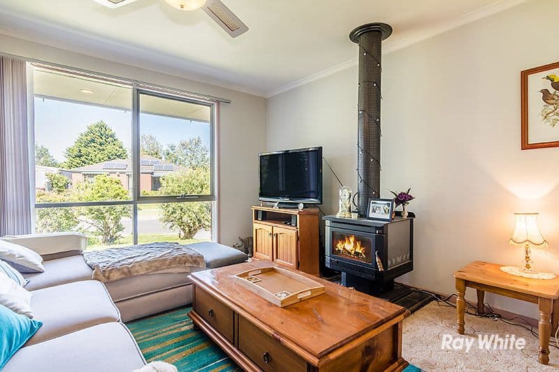 3 Godwin Crescent, Cranbourne North VIC 3977, Cranbourne North - Thumbnail 8