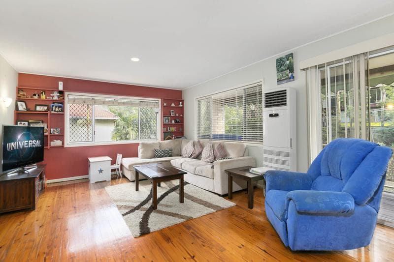 49 Ashburton St,  Chapel Hill, Chapel Hill - Thumbnail 2