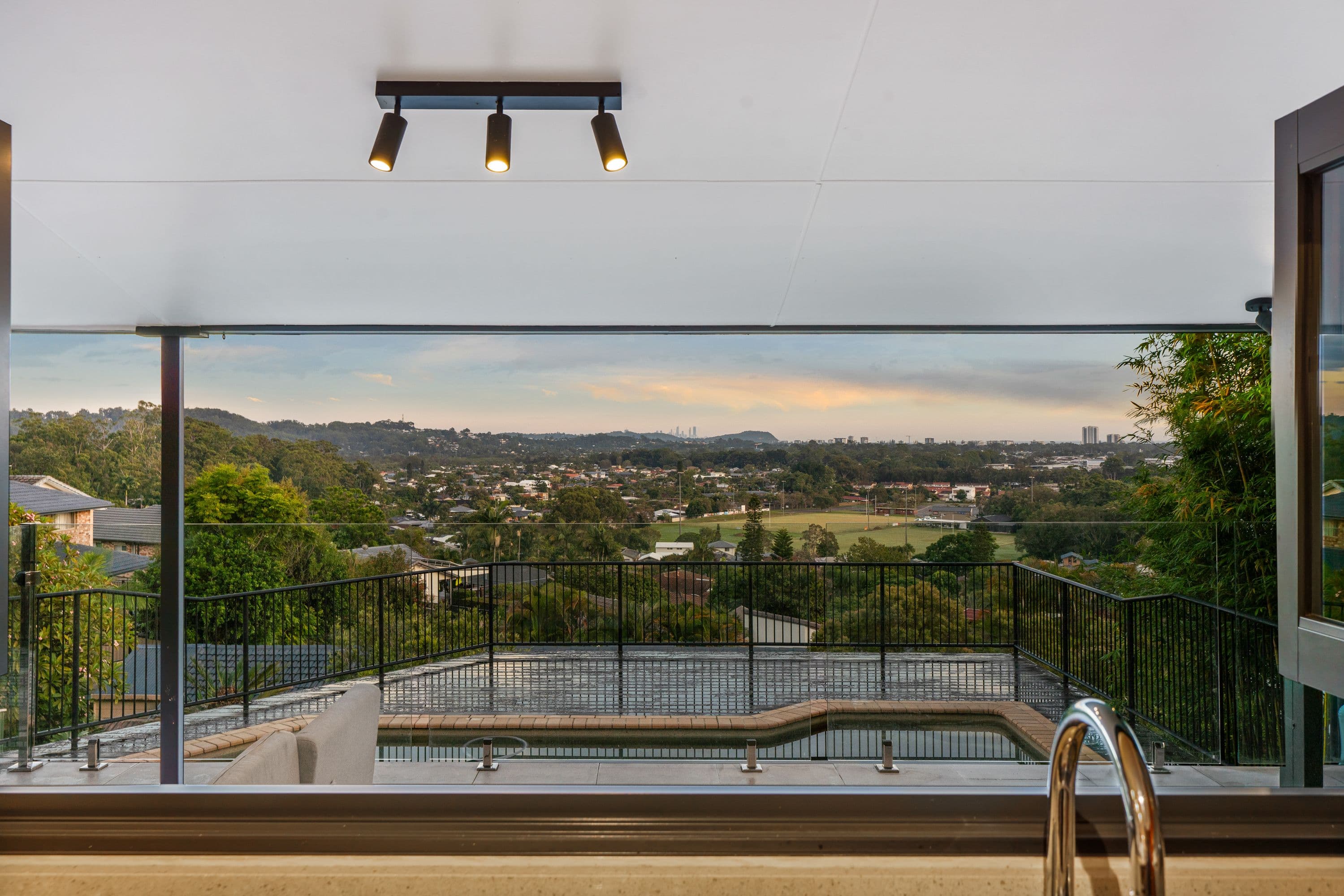 21 Sawtell Drive, Currumbin Waters QLD 4223, Currumbin Waters - Thumbnail 3