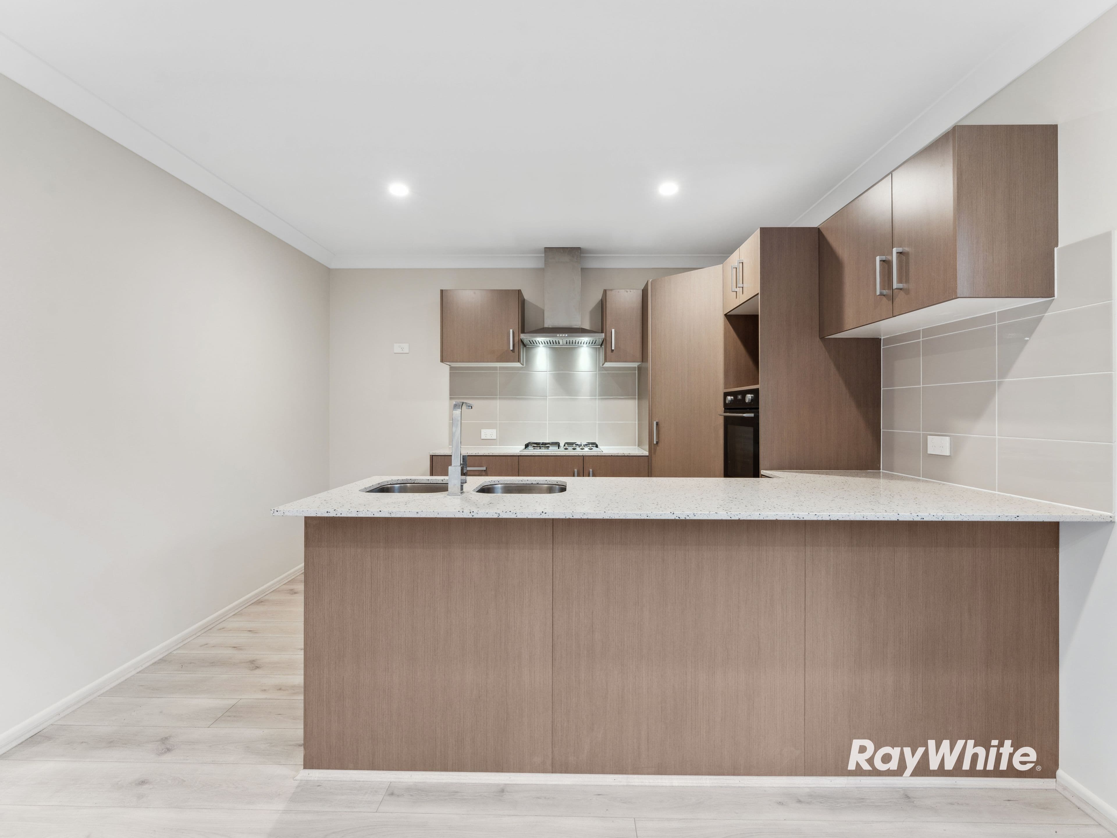 12 Tamarind Crescent, Park Ridge QLD 4125, Park Ridge - Thumbnail 6