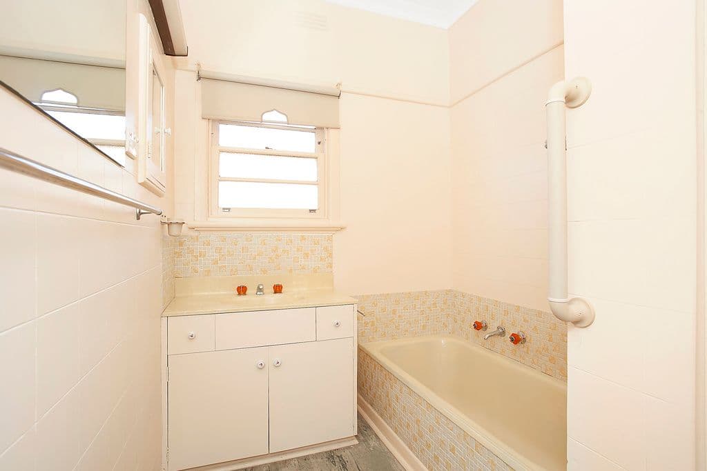 19 Wildwood Crescent, WARRNAMBOOL VIC 3280, Warrnambool - Thumbnail 4