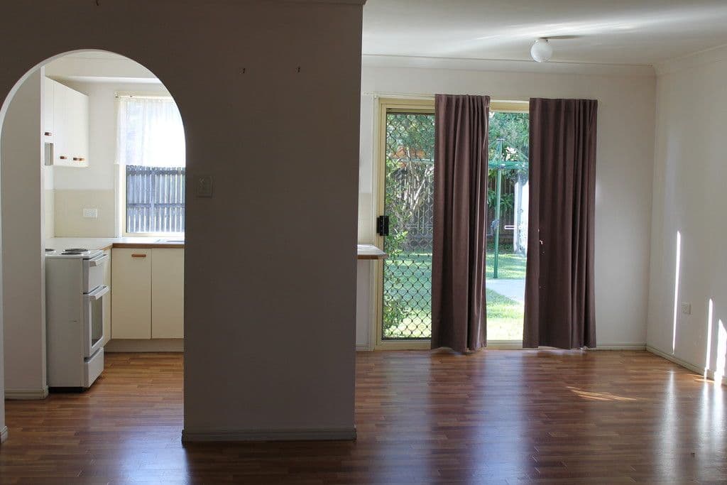 6 Toni Court, Morayfield QLD 4506, Morayfield - Thumbnail 2