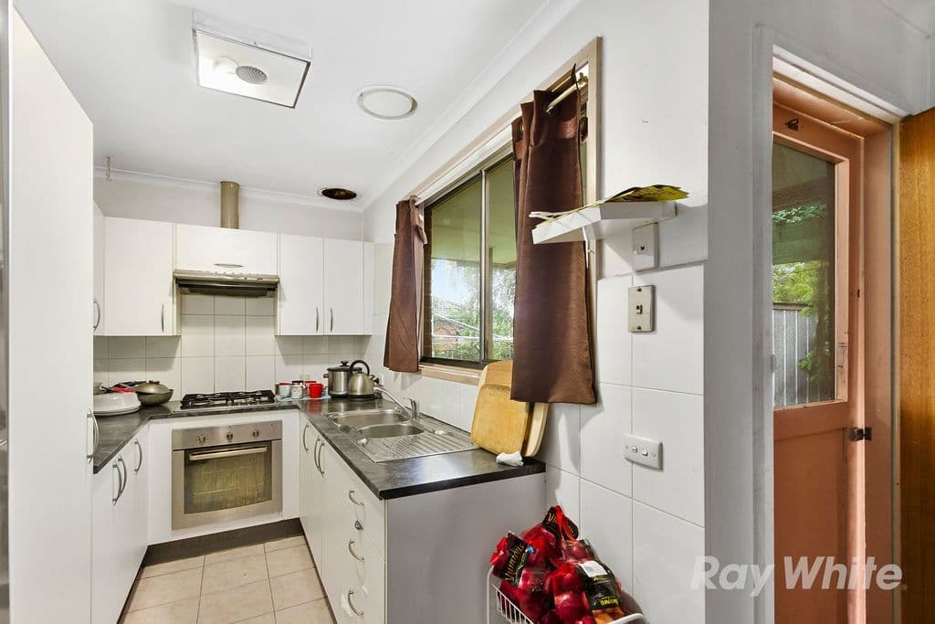 11 Barron Court, Dandenong North VIC 3175, Dandenong North - Thumbnail 2