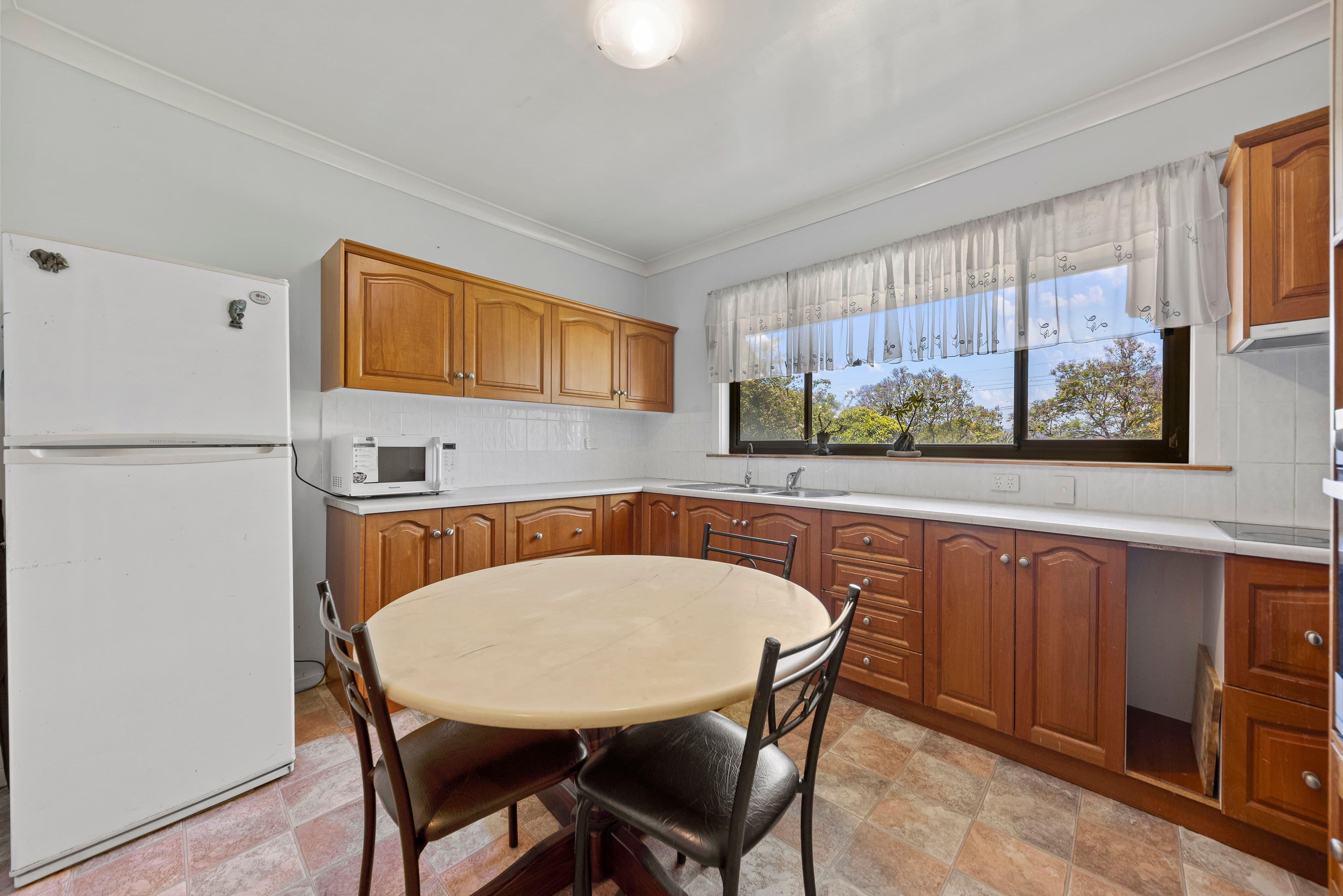 41 Symonds Crescent, Modbury North SA 5092, Modbury North - Thumbnail 5