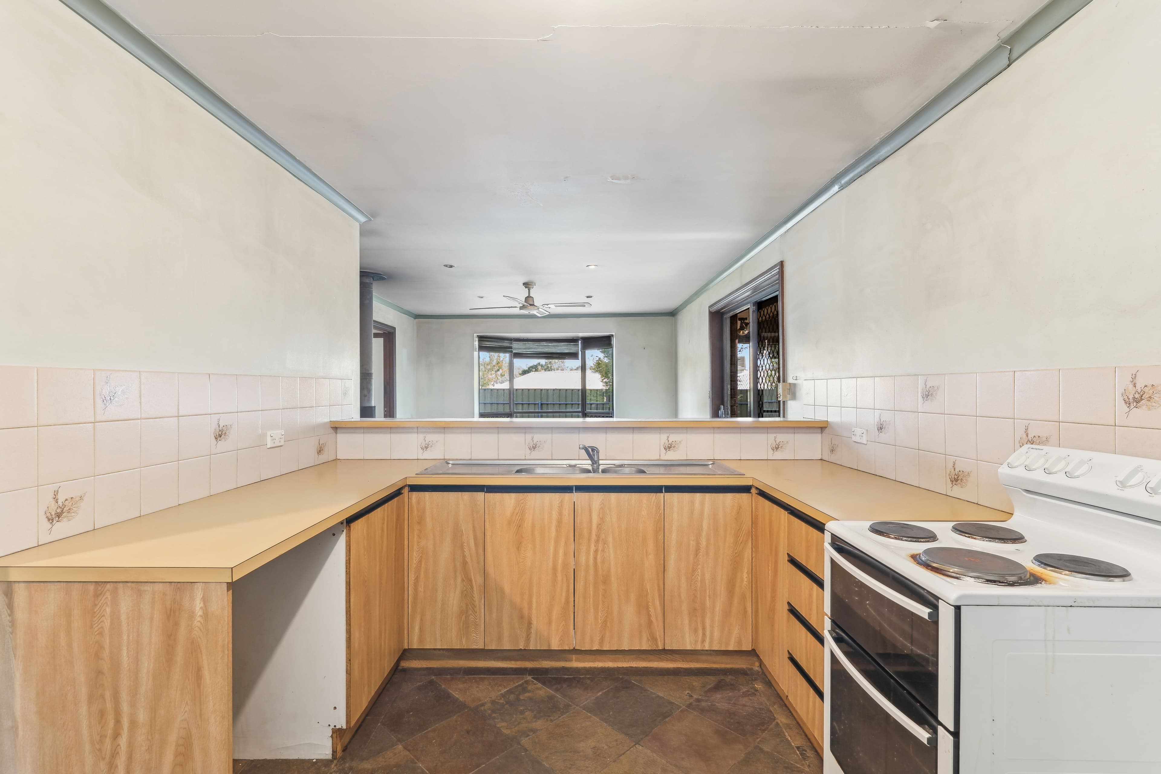 7 Windebanks Road, Aberfoyle Park SA 5159, Aberfoyle Park - Thumbnail 7
