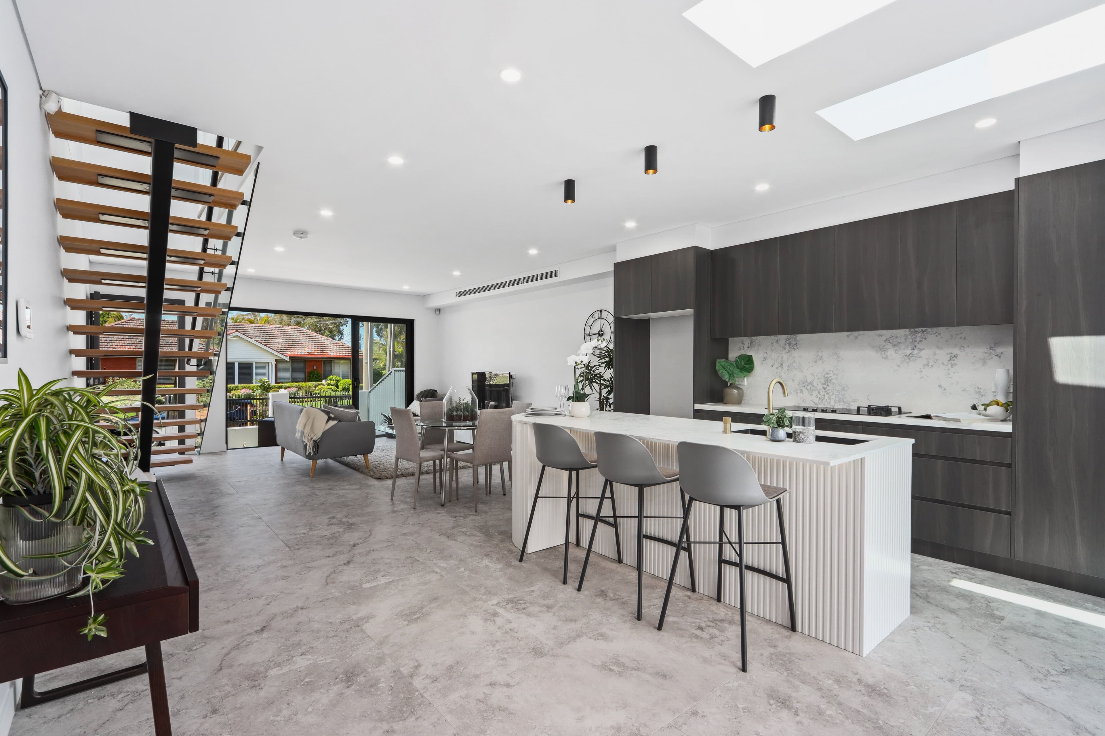 98 Evelyn Street, Sylvania NSW 2224, Sylvania Waters - Thumbnail 3