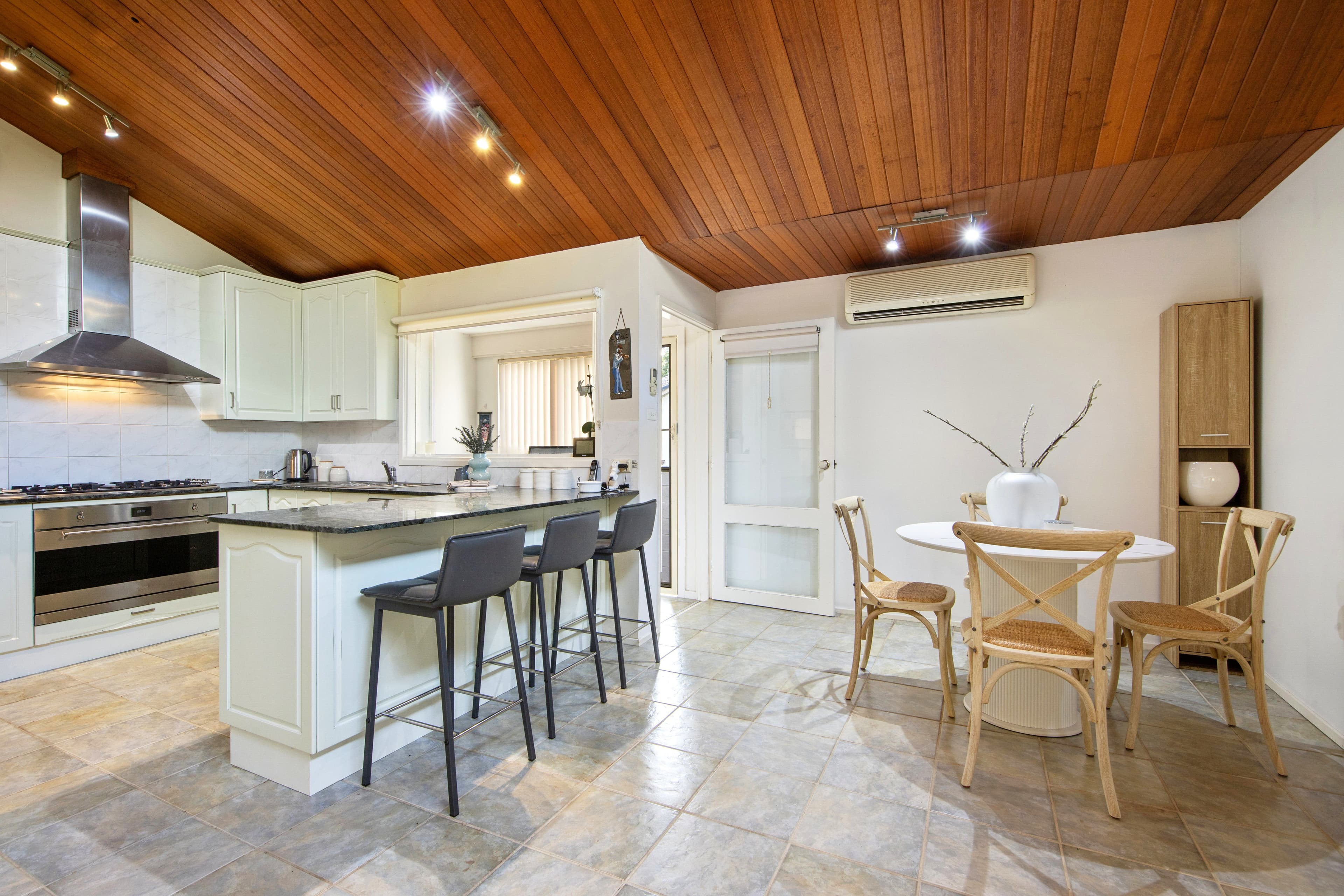 9 Isla Place, Belrose NSW 2085, Belrose - Thumbnail 8