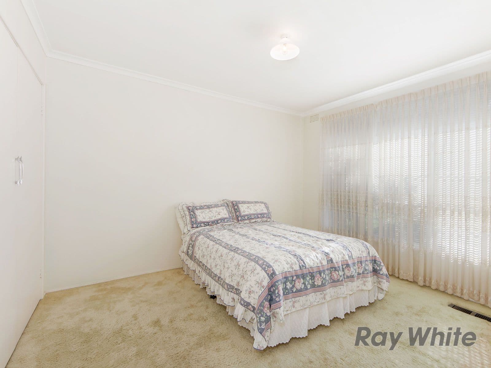 31 Henry Street, St Albans VIC 3021, St Albans - Thumbnail 4
