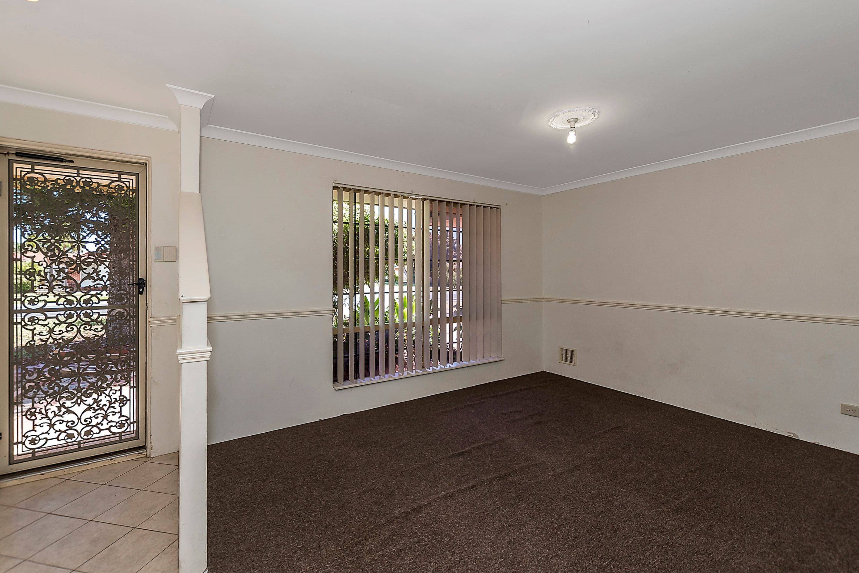 107 The Avenue, Warnbro WA 6169, Warnbro - Thumbnail 2