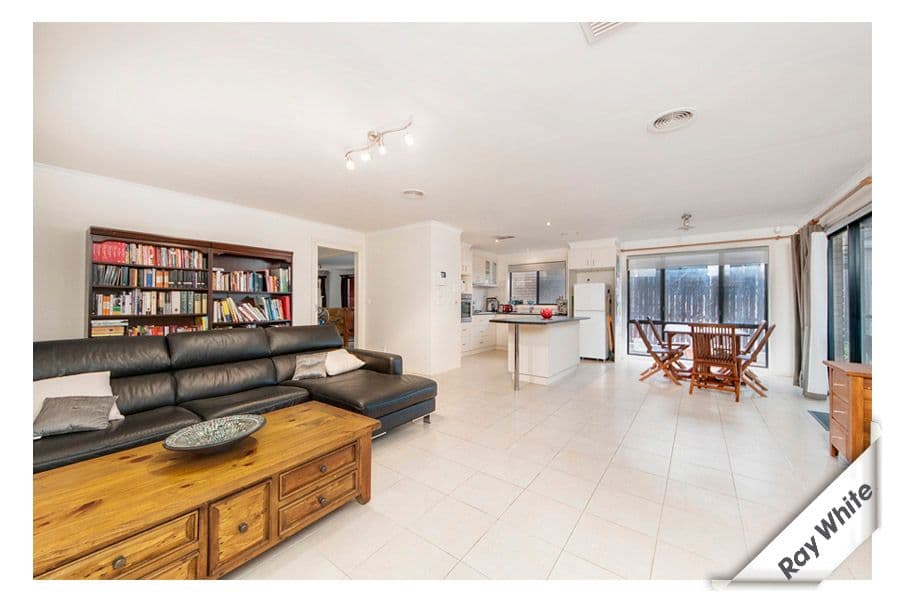 14 Alice Cummins Street, Gungahlin ACT 2912, Gungahlin - Thumbnail 4