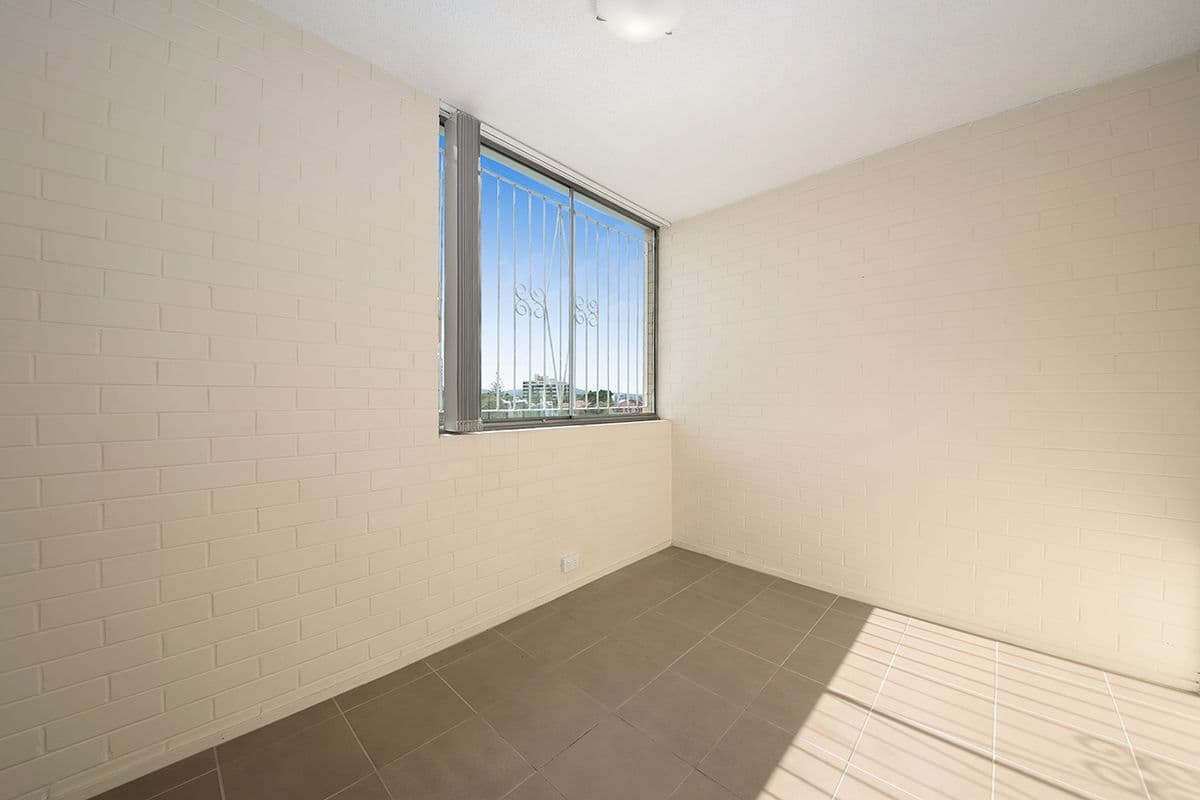 31 Dauphin Terrace, Highgate Hill QLD 4101, Highgate Hill - Thumbnail 6