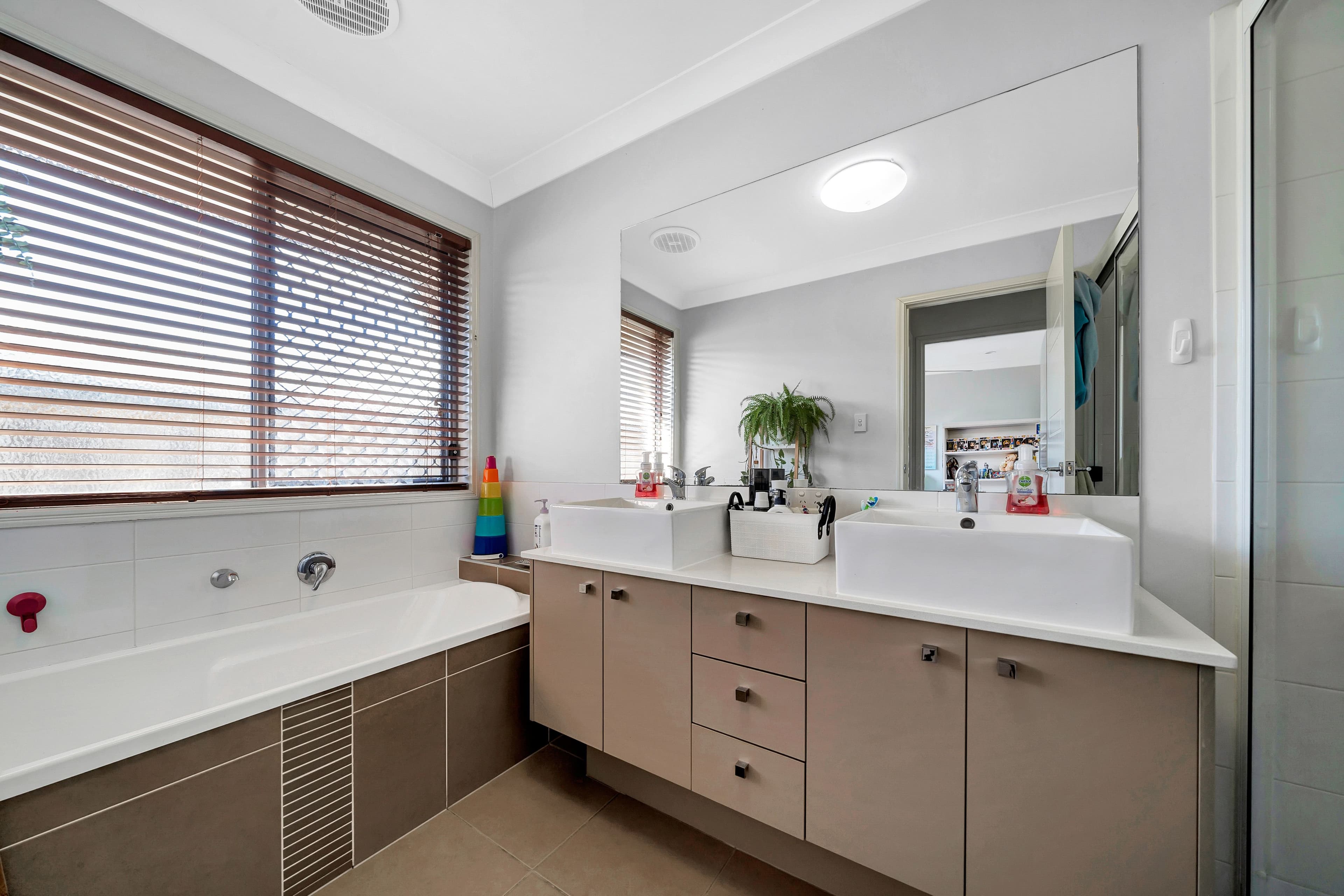 34 Conradi Avenue, Crestmead QLD 4132, Crestmead - Thumbnail 8