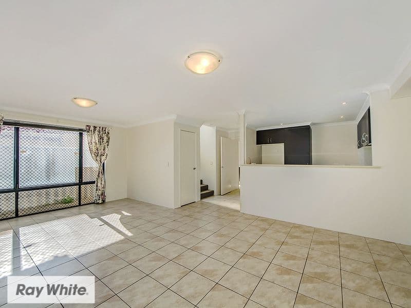 34D Newhaven Way, Nollamara WA 6061, Nollamara - Thumbnail 6