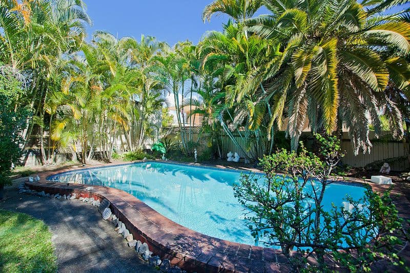 1 Wallace Street, SOUTHPORT QLD 4215, Southport - Thumbnail 2