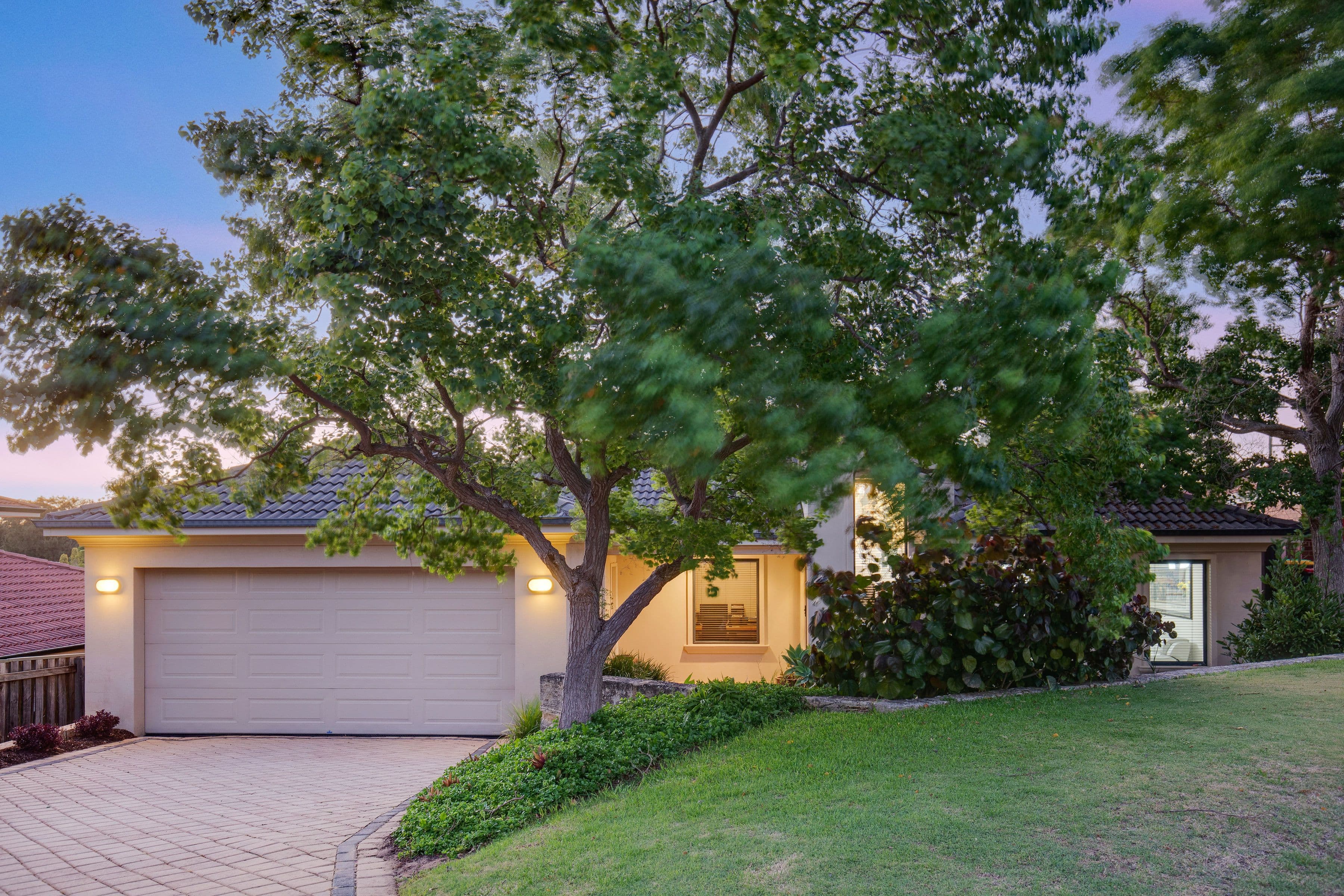 5 Hoyne View, Gwelup WA 6018, Gwelup - Thumbnail 2