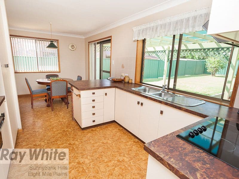 25 Shylock Crescent, SUNNYBANK HILLS QLD 4109, Sunnybank Hills - Thumbnail 2