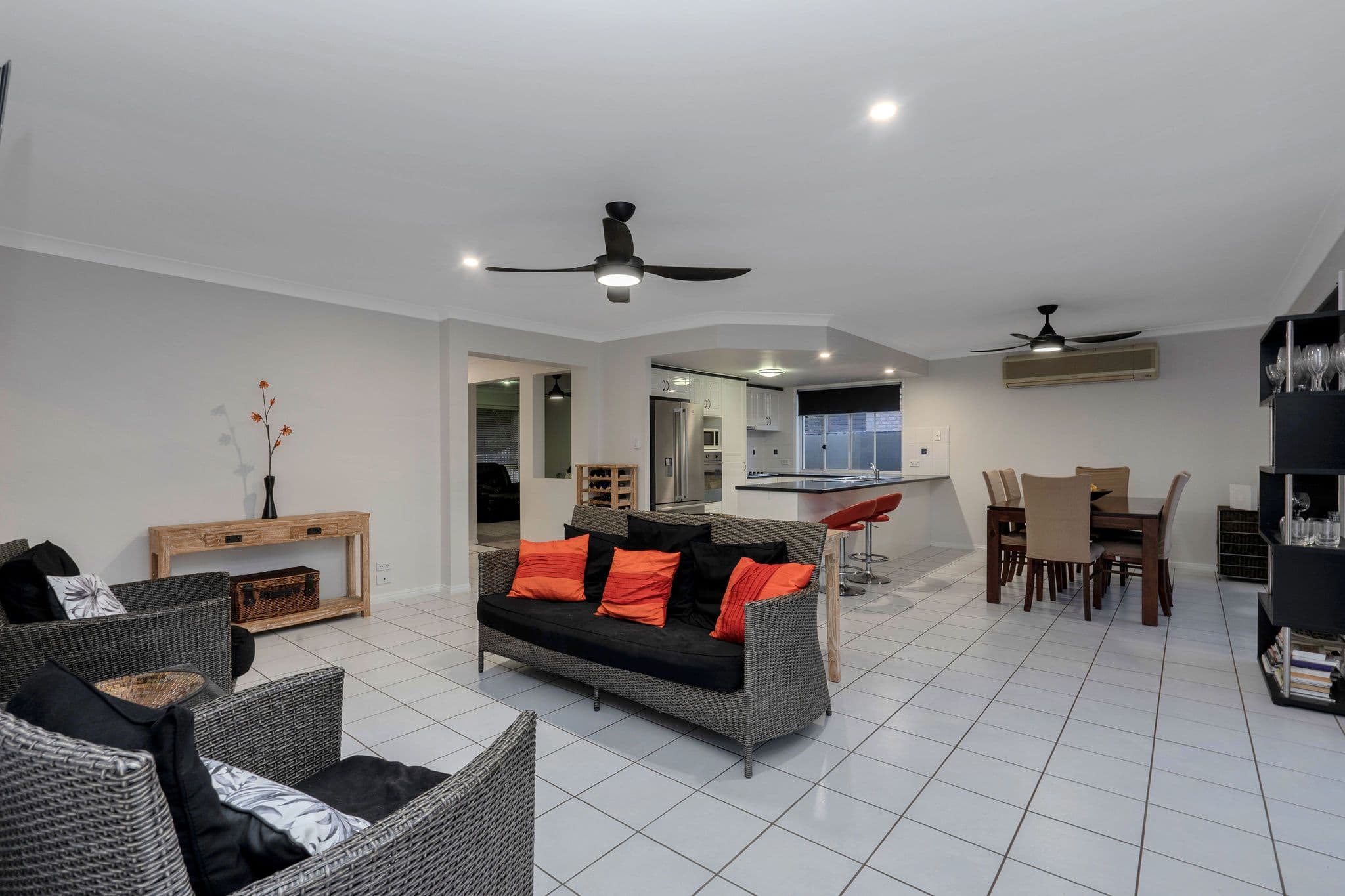 17 River Meadows Drive, Upper Coomera QLD 4209, Upper Coomera - Thumbnail 2