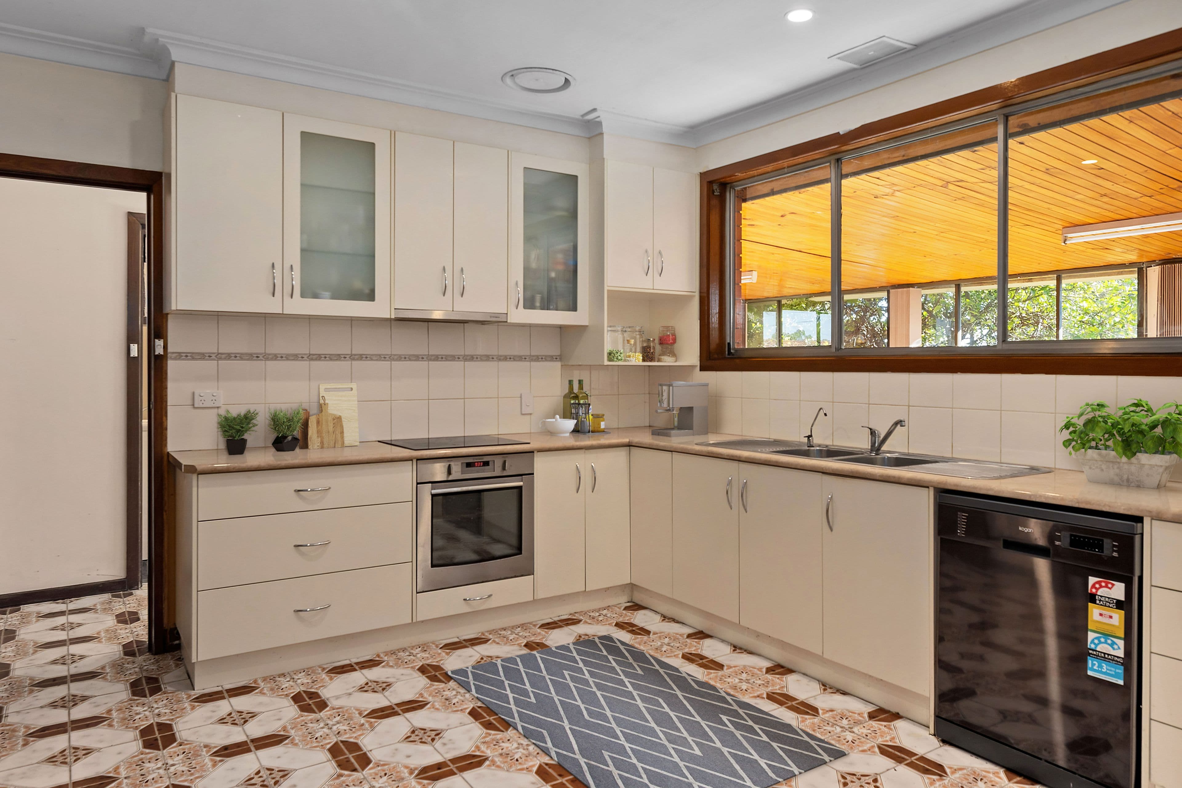 86 Rosemary Drive, Lalor VIC 3075, Lalor - Thumbnail 5