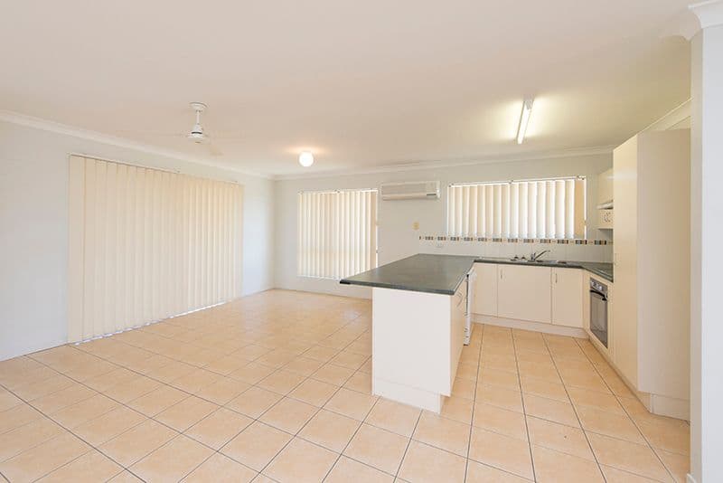 109 Emmadale Drive, NEW AUCKLAND QLD 4680, New Auckland - Thumbnail 3