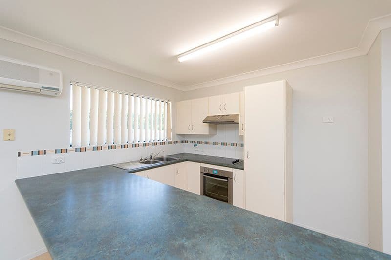 109 Emmadale Drive, NEW AUCKLAND QLD 4680, New Auckland - Thumbnail 4