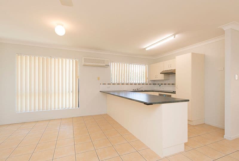 109 Emmadale Drive, NEW AUCKLAND QLD 4680, New Auckland - Thumbnail 5
