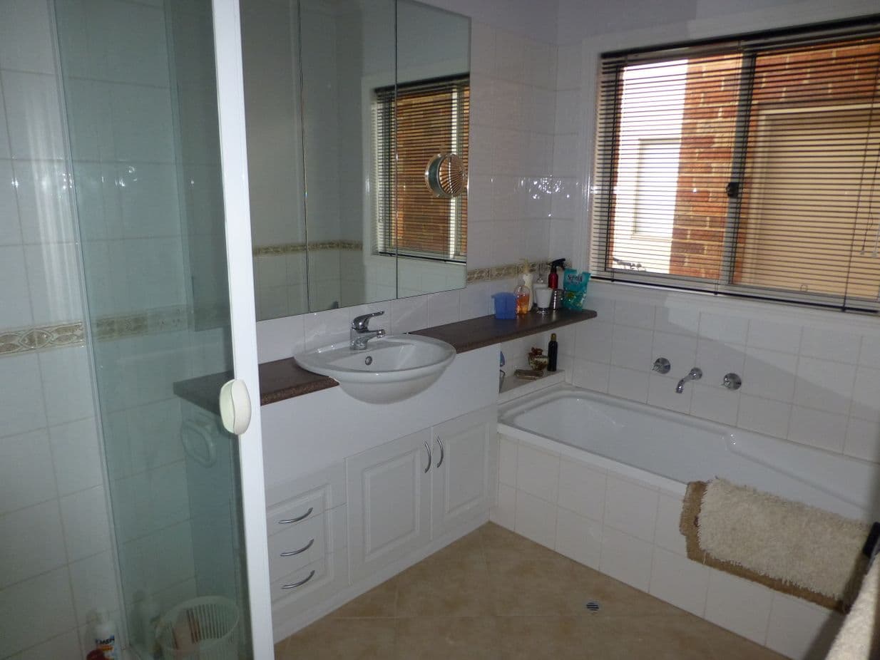 10 Devine Road, Kialla West, Kialla West - Thumbnail 5