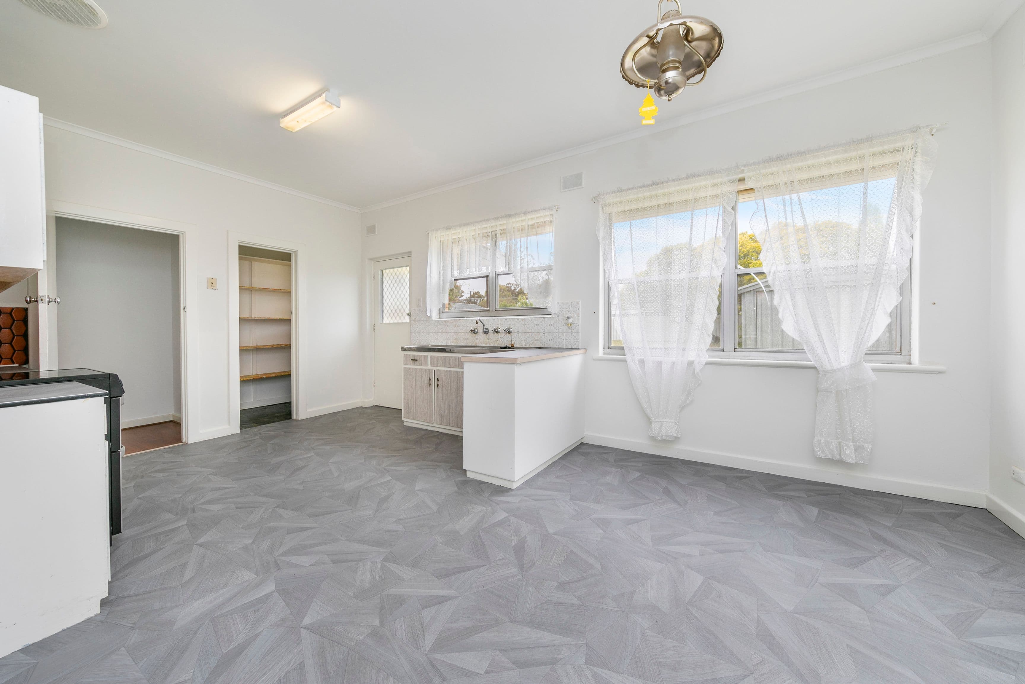 9 Tareena Street, Ridgehaven SA 5097, Ridgehaven - Thumbnail 6