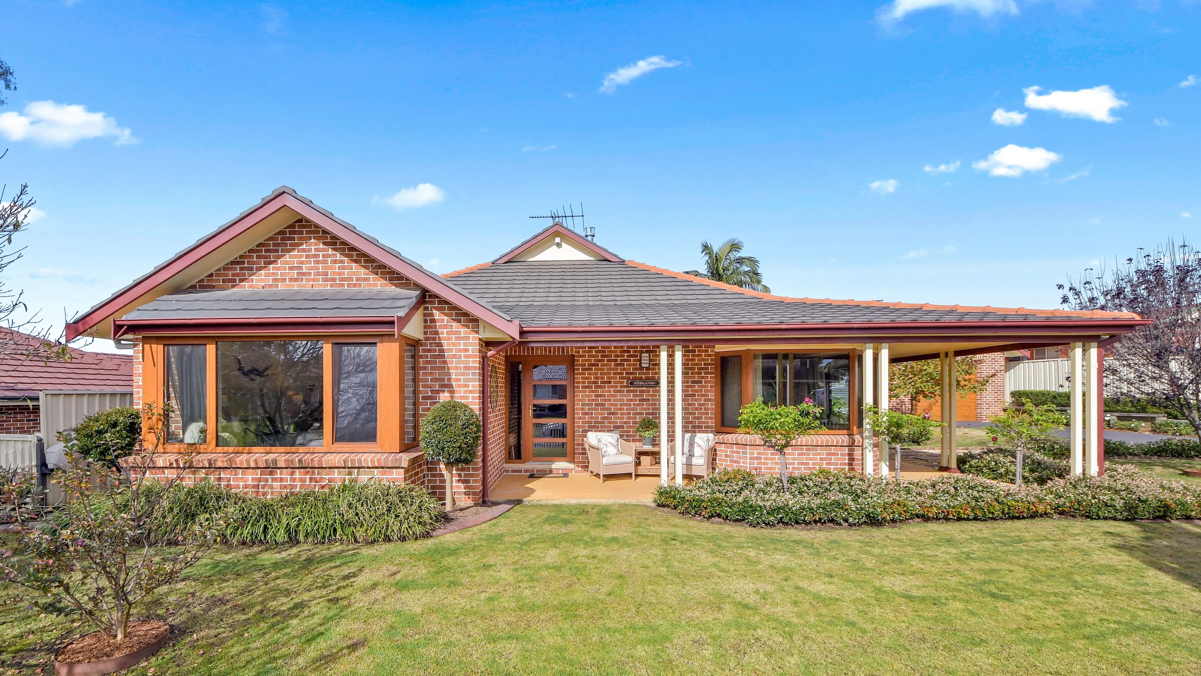 9 Dunna Place, Glenmore Park NSW 2745, Glenmore Park - Thumbnail 2