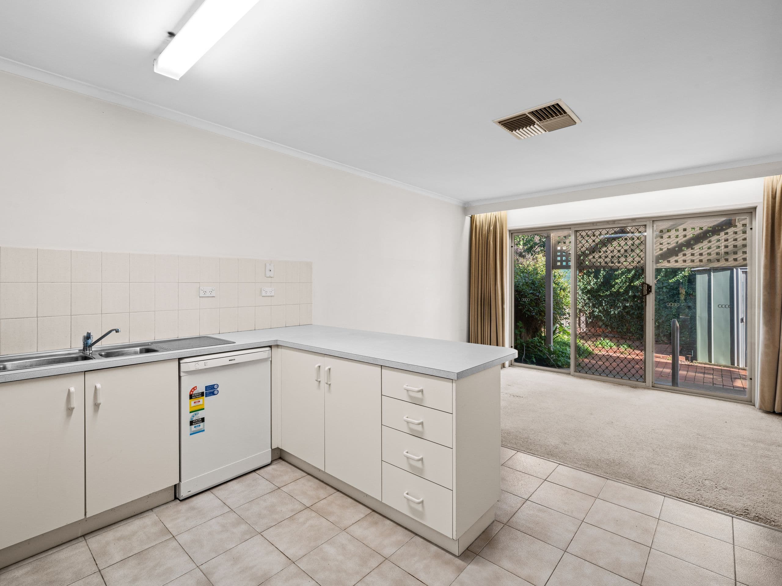 8 Hiscock Court, Benalla VIC 3672, Benalla - Thumbnail 7