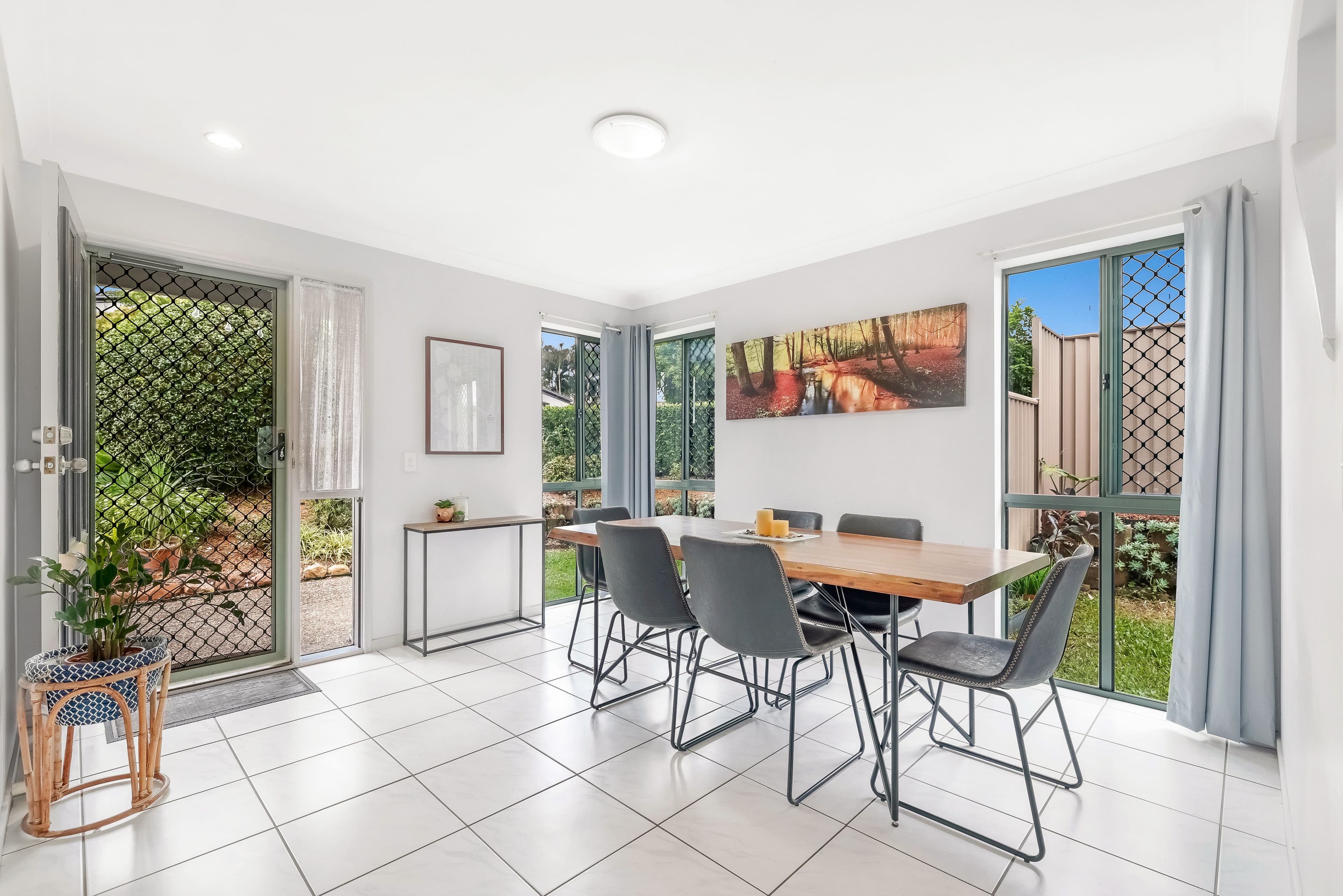 191 Greenacre Drive, Arundel QLD 4214, Arundel - Thumbnail 5