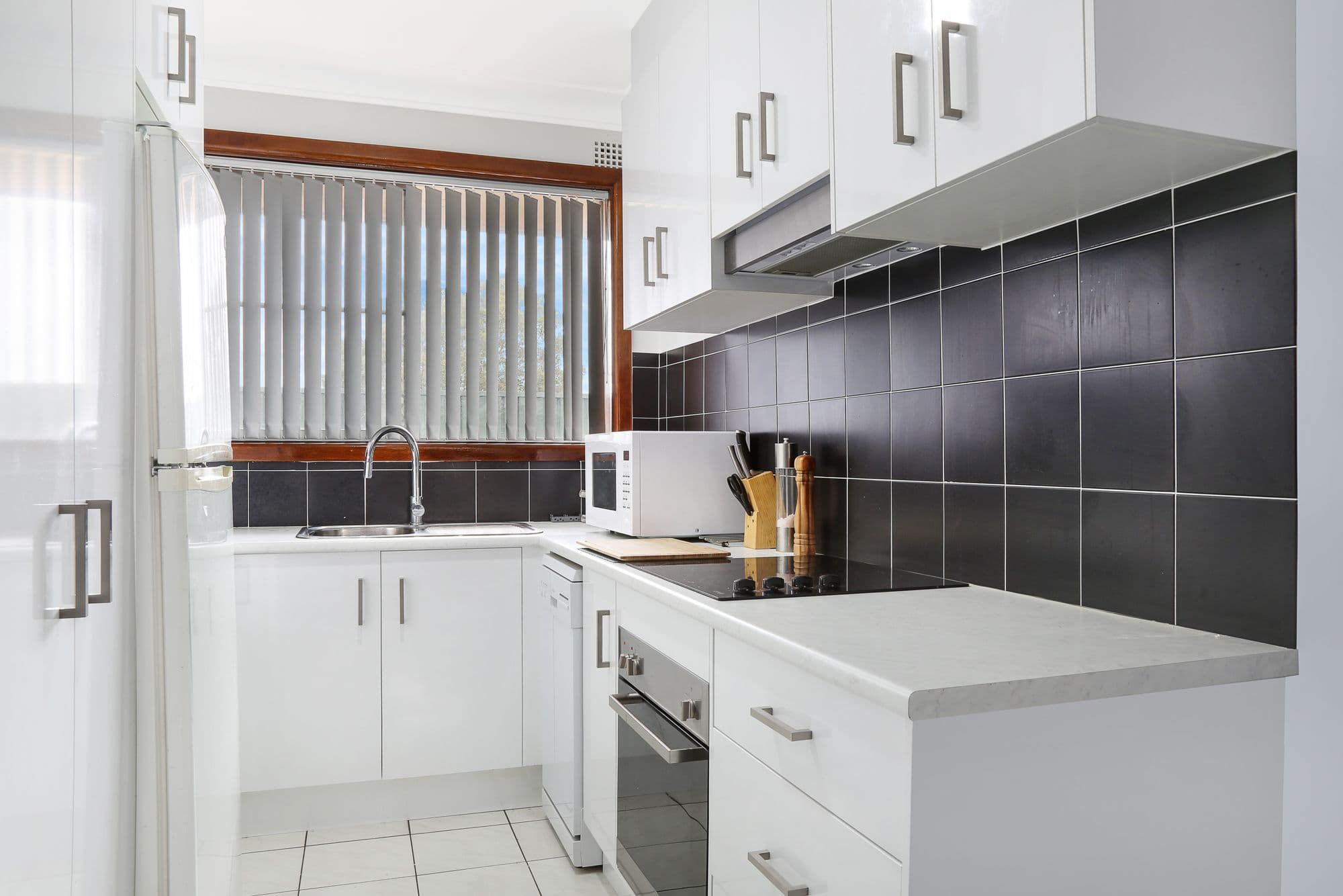 23 First Avenue South, Warrawong NSW 2502, Warrawong - Thumbnail 3