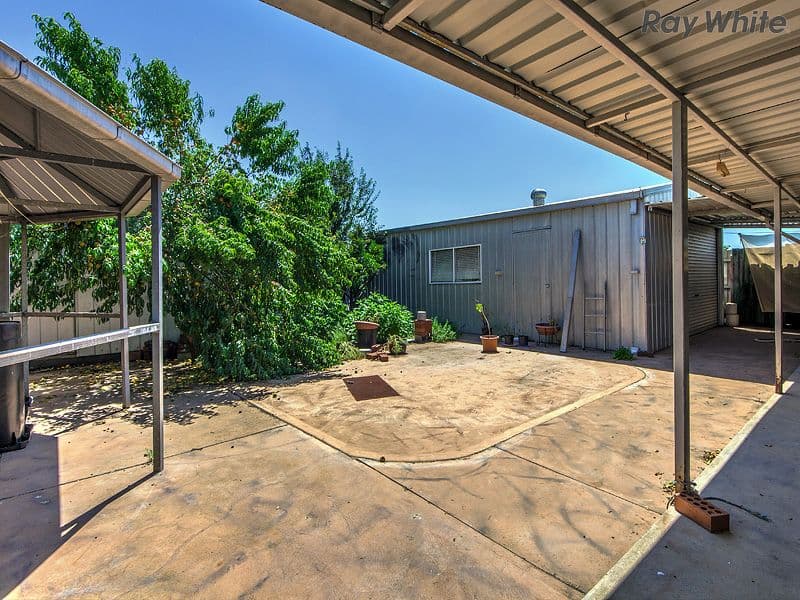24 Toledo Road, St Albans VIC 3021, St Albans - Thumbnail 7