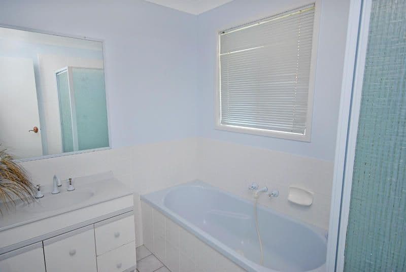 46 Bangalow Street, BRIDGEMAN DOWNS QLD 4035, Bridgeman Downs - Thumbnail 7