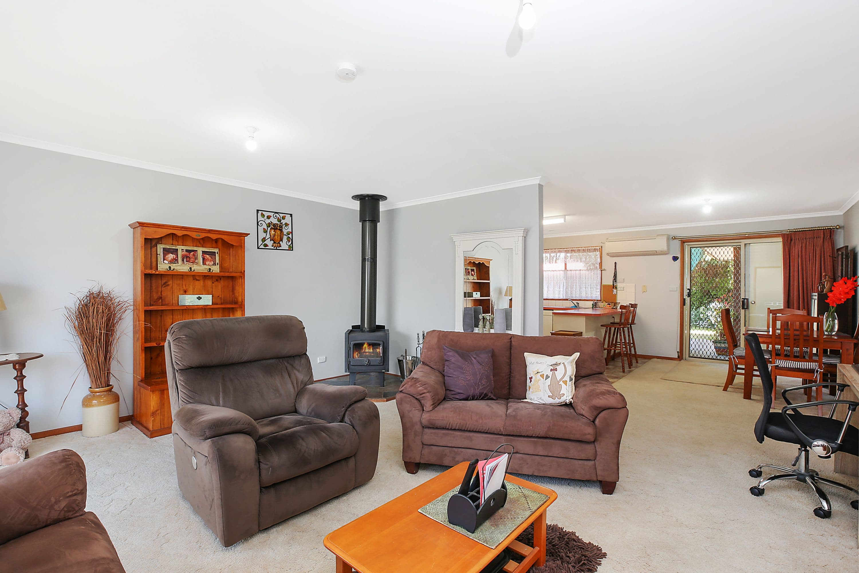 11 Longmore Street, Camperdown VIC 3260, Camperdown - Thumbnail 6