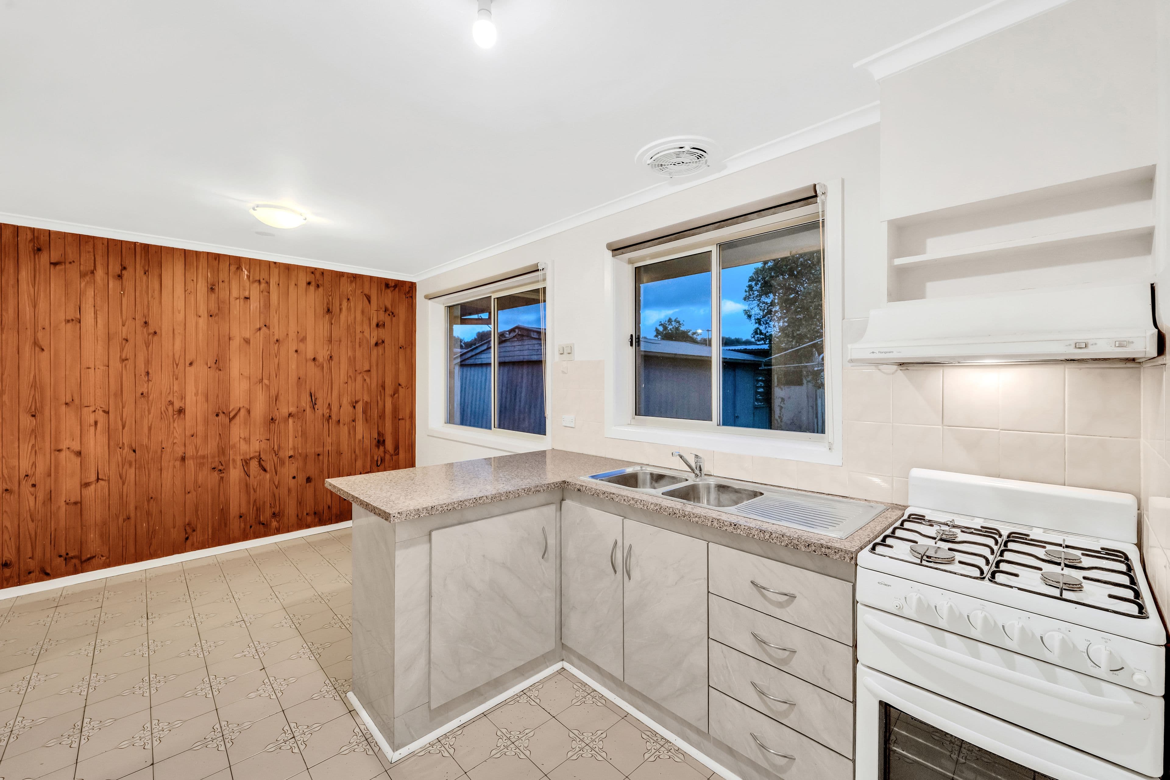 6 Somerlayton Crescent, Fawkner VIC 3060, Fawkner - Thumbnail 7