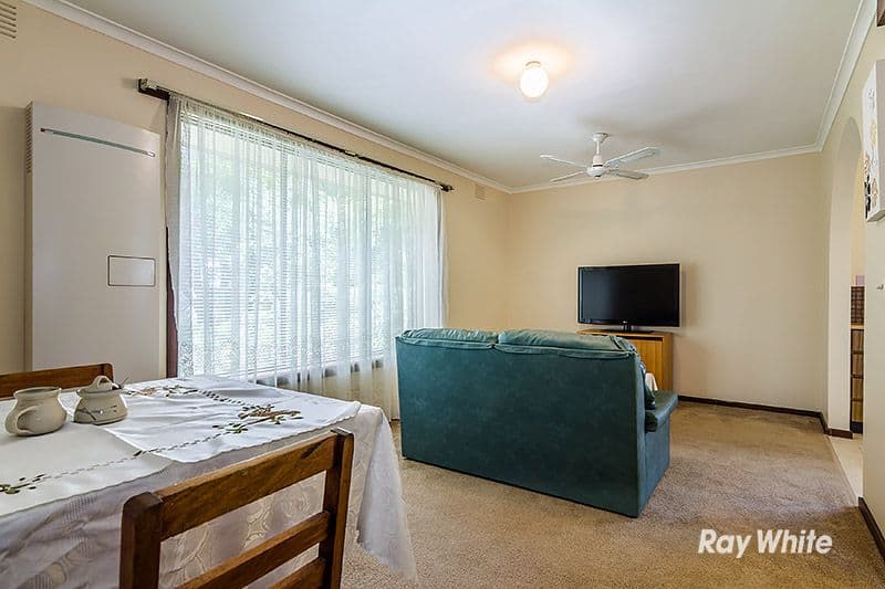 216 Sladen Street, Cranbourne VIC 3977, Cranbourne - Thumbnail 2