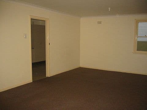 57  Nottingham Street, BERKELEY NSW 2506, Berkeley - Thumbnail 4