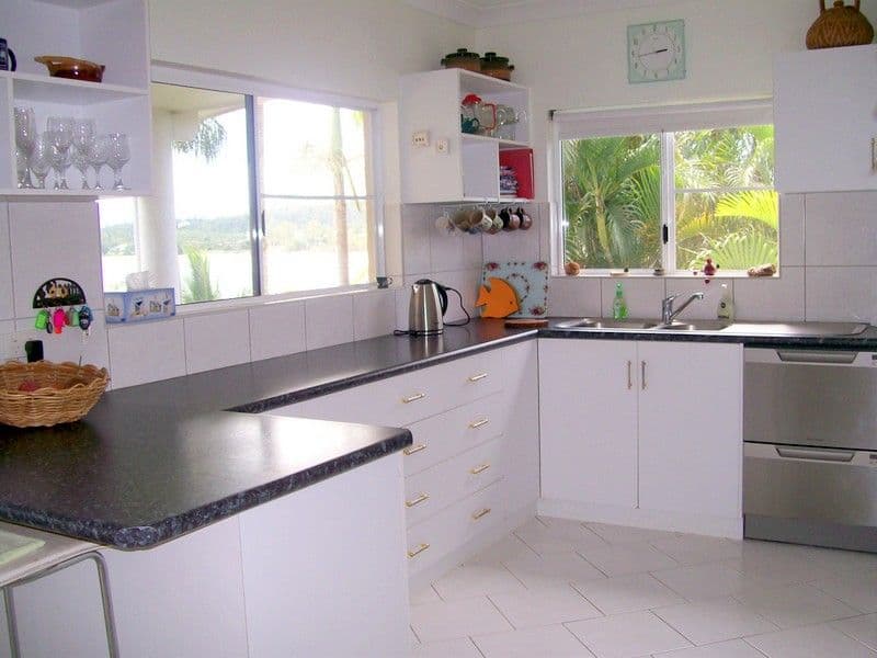 1 Maria Street, FLYING FISH POINT QLD 4860, Flying Fish Point - Thumbnail 8