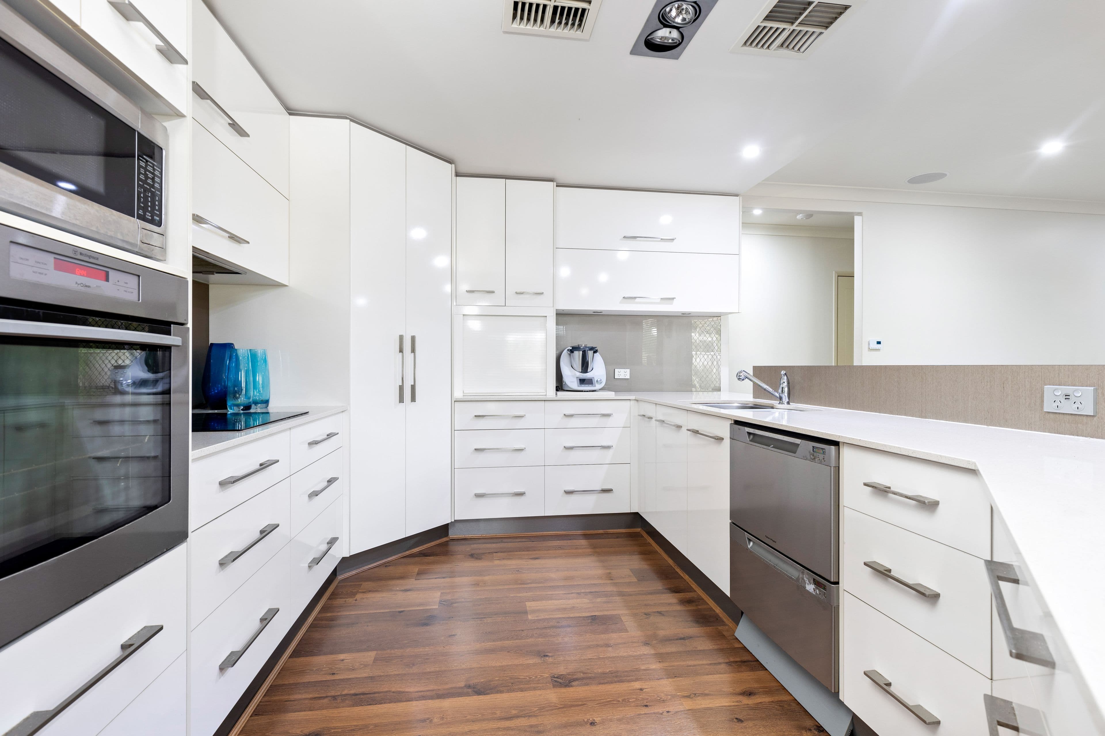 34 Kidd Street, Emerald QLD 4720, Emerald - Thumbnail 7