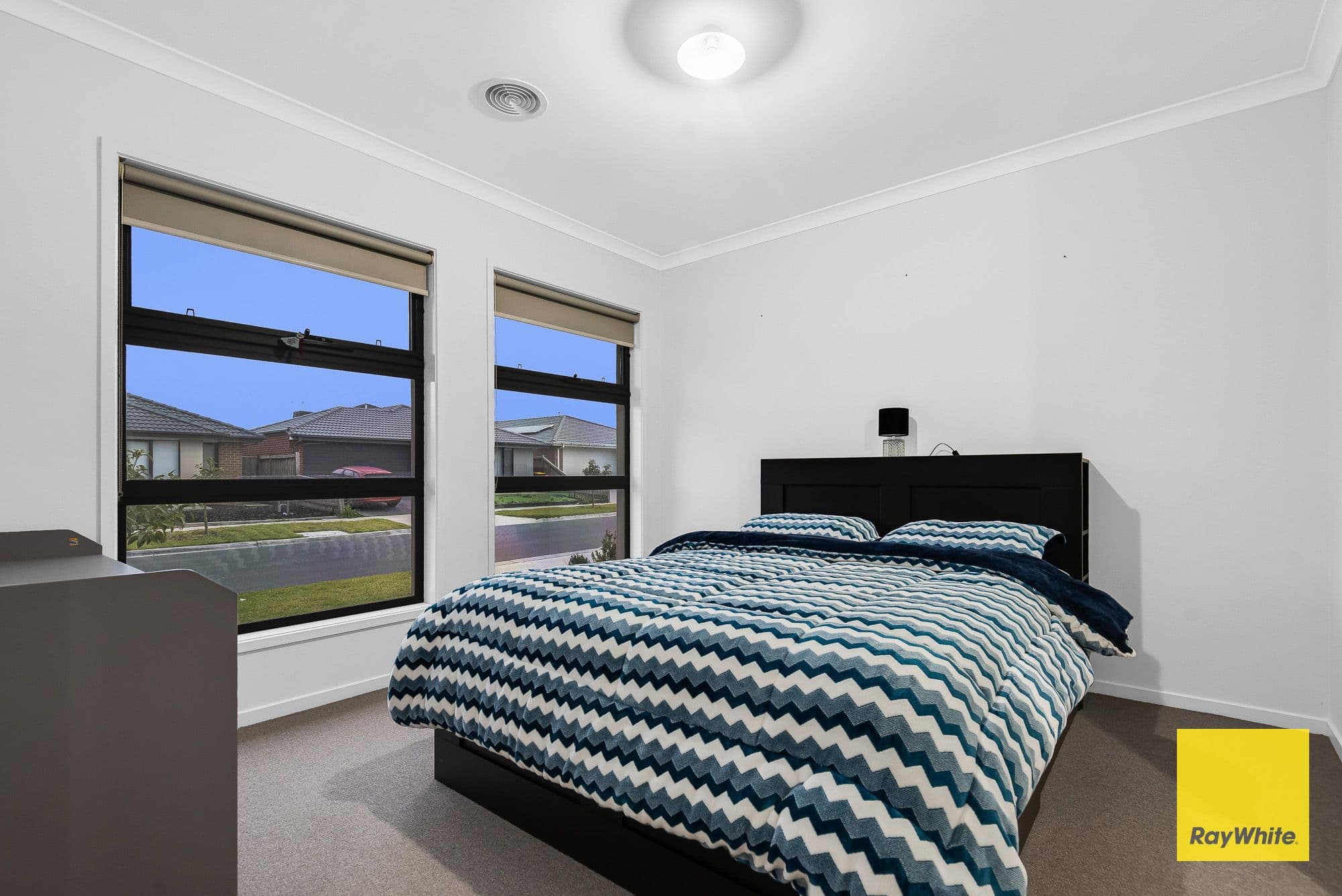 52 Lucerne Drive, Truganina VIC 3029, Truganina - Thumbnail 3