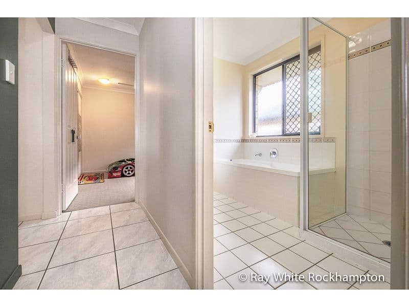 8 Red Gum Court, NORMAN GARDENS QLD 4701, Norman Gardens - Thumbnail 6